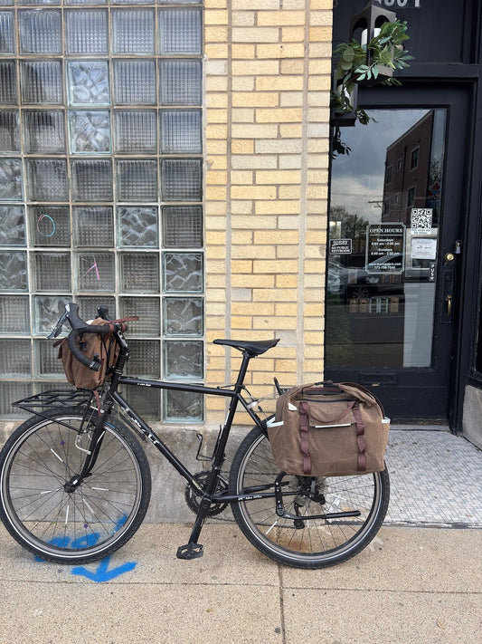 Handlebar Bag vs. Rear Rack Bag: Which Setup Is Right for You?